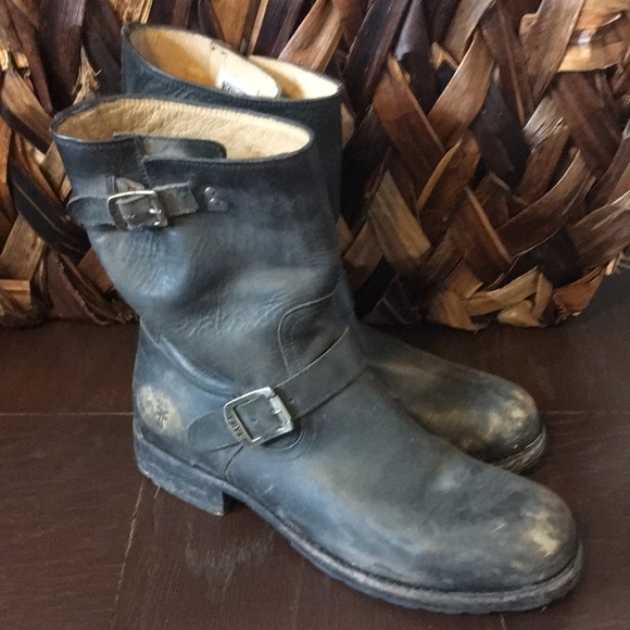 frye engineer boots mens